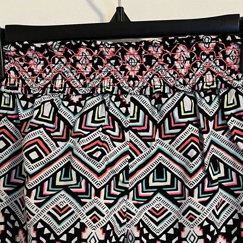 NWOT Justice Aztec patterned short size 12